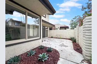 9948 Del Rio #98, Cypress, CA 90630 - Photo 25