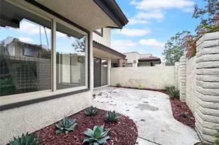 9948 Del Rio, Cypress, CA 90630 - Photo 25