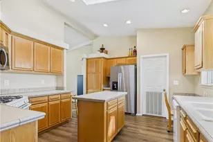 20701 Beach Blvd, Huntington Beach, CA 92648 - Photo 13