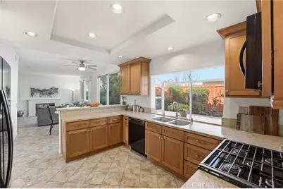 2061 Pueblo, Tustin, CA 92782 - Photo 9