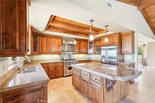 40000 Valle Vista, Murrieta, CA 92562 - Photo 9