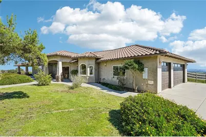 40000 Valle Vista, Murrieta, CA 92562 - Photo 3