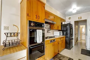 1550 N Bonita Ct, Ontario, CA 91762 - Photo 11