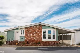 23301 Ridge Route Dr, Laguna Hills, CA 92653 - Photo 1