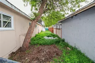 141 W 29th, Long Beach, CA 90806 - Photo 23