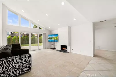 20761 Mission Ln, Huntington Beach, CA 92646 - Photo 5