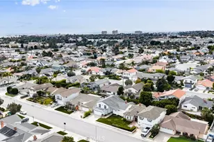 20761 Mission Ln, Huntington Beach, CA 92646 - Photo 49