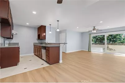 2501 W Sunflower Avenue #E16, Santa Ana, CA 92704 - Photo 11