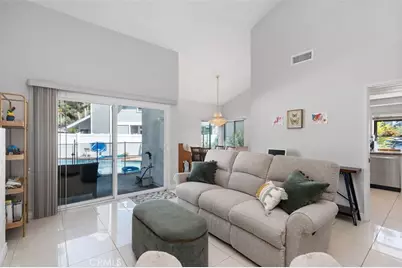 7 Clear Creek Lane, Laguna Hills, CA 92653 - Photo 5