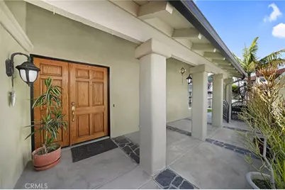 16672 Bolero Ln, Huntington Beach, CA 92649 - Photo 7