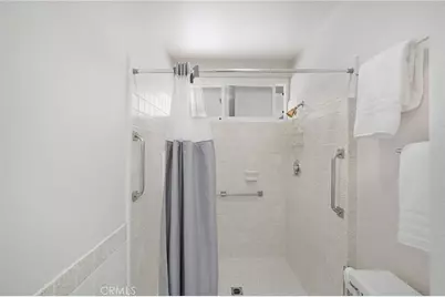 16672 Bolero Ln, Huntington Beach, CA 92649 - Photo 27
