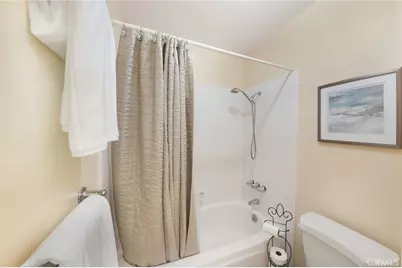 16672 Bolero Ln, Huntington Beach, CA 92649 - Photo 35