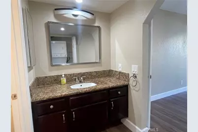 3580 W Sweetbay Court #B, Anaheim, CA 92804 - Photo 25