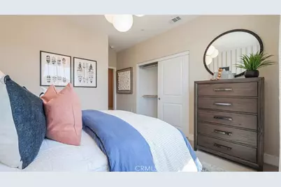 27330 Black Walnut Place, Valencia, CA 91381 - Photo 19