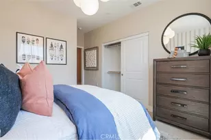 27330 Black Walnut Pl, Valencia, CA 91381 - Photo 19