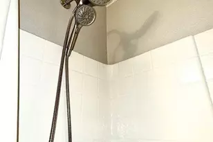 7652 Garfield Ave, Huntington Beach, CA 92648 - Photo 11