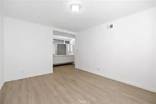 22102 Surfrider Ln, Huntington Beach, CA 92646 - Photo 9