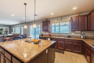 17073 Spring Canyon, Riverside, CA 92503 - Photo 9