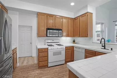 1480 Floral Park Street, Corona, CA 92881 - Photo 9