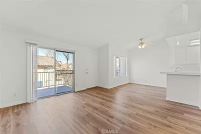 1015 Margarita #D202, Corona, CA 92879 - Photo 3