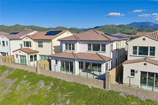 113 Oakstone, Irvine, CA 92618 - Photo 11