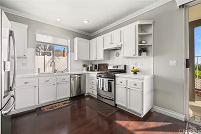 16 Balustrade, Lake Forest, CA 92610 - Photo 7