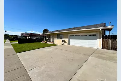 8561 Glasgow Circle, Huntington Beach, CA 92647 - Photo 1