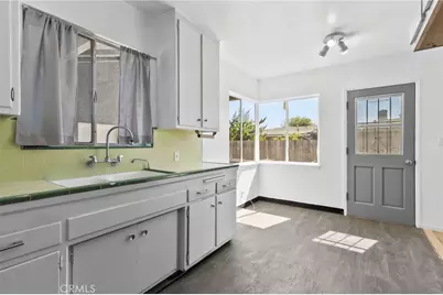 2106 W Forest, Anaheim, CA 92804 - Photo 5