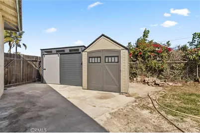 2106 W Forest, Anaheim, CA 92804 - Photo 17