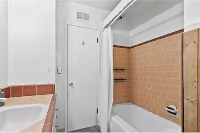 2106 W Forest, Anaheim, CA 92804 - Photo 25