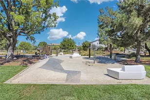 104 Sculpture, Irvine, CA 92618 - Photo 31