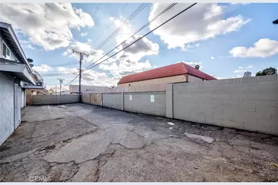 15821 S Myrtle, Tustin, CA 92780 - Photo 19