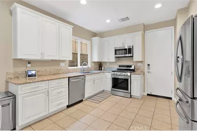 16597 Gala Avenue, Fontana, CA 92337 - Photo 21