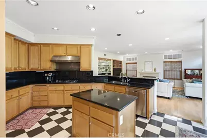 26942 Willow Tree Ln, Laguna Hills, CA 92653 - Photo 21