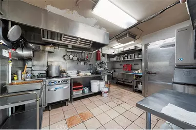 201 W Whittier, Montebello, CA 90640 - Photo 25