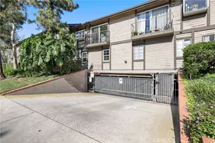 2175 Pacific Ave, Costa Mesa, CA 92627 - Photo 15