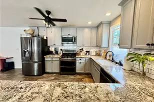 7552 Rhine Dr, Huntington Beach, CA 92647 - Photo 3