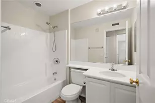 18 Amesbury Ct, Ladera Ranch, CA 92694 - Photo 23