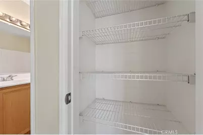 28234 Picadilly Place, Castaic, CA 91384 - Photo 31