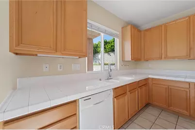 28234 Picadilly Place, Castaic, CA 91384 - Photo 7