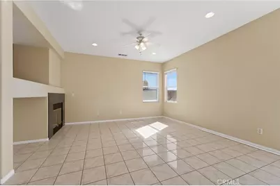 28234 Picadilly Place, Castaic, CA 91384 - Photo 23