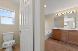 28234 Picadilly Pl, Castaic, CA 91384 - Photo 27