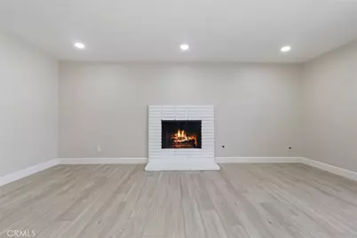 915 Coastline, Seal Beach, CA 90740 - Photo 11