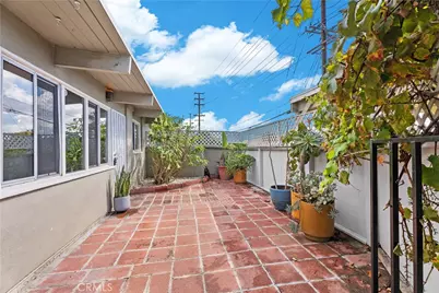 1124 Victoria, Costa Mesa, CA 92627 - Photo 7