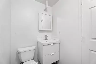 1124 Victoria, Costa Mesa, CA 92627 - Photo 15