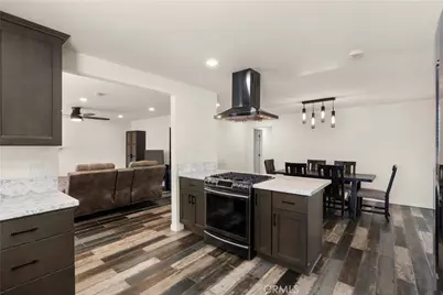 13651 Olympic, Costa Mesa, CA 92626 - Photo 15