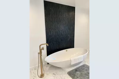 116 W Channel Islands Boulevard, Oxnard, CA 93035 - Photo 29