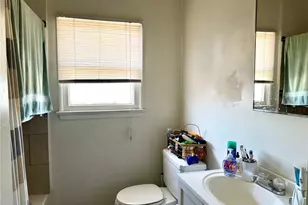 3936 Montclair, Los Angeles, CA 90018 - Photo 37