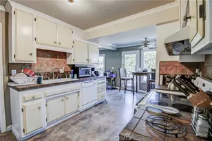 2401 E Avalon, Santa Ana, CA 92705 - Photo 21