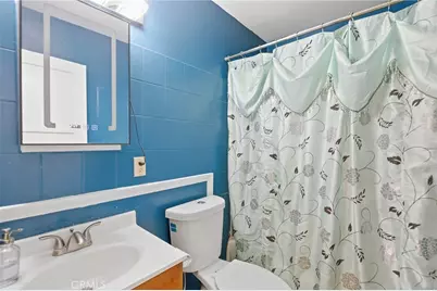 519 English, Santa Ana, CA 92703 - Photo 23